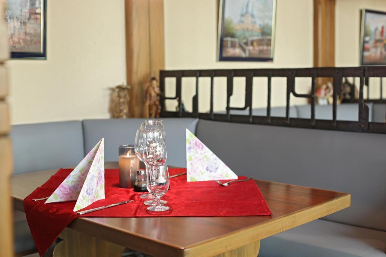 Hotel Restaurant Adler Stube Münstertal Exteriér fotografie