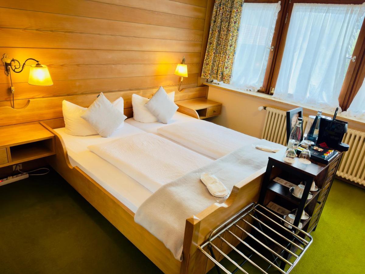 Hotel Restaurant Adler Stube Münstertal Exteriér fotografie